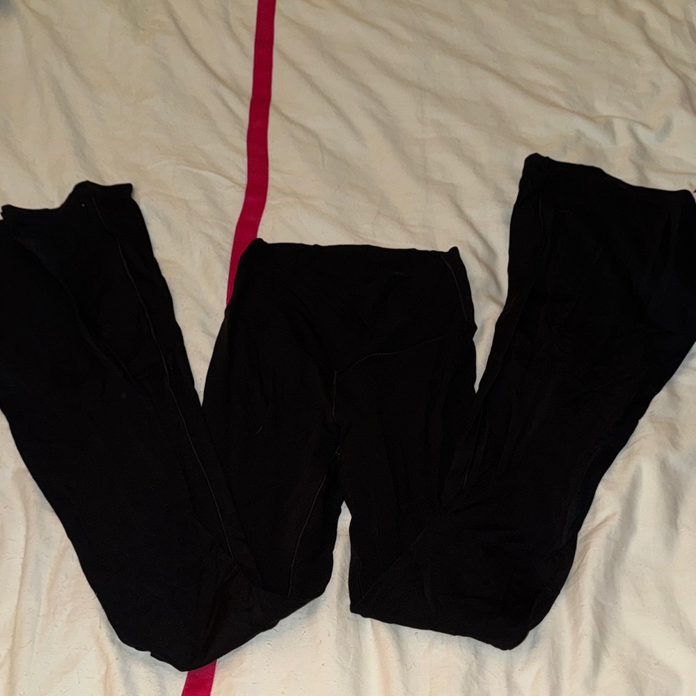 Black aerie crossover flares